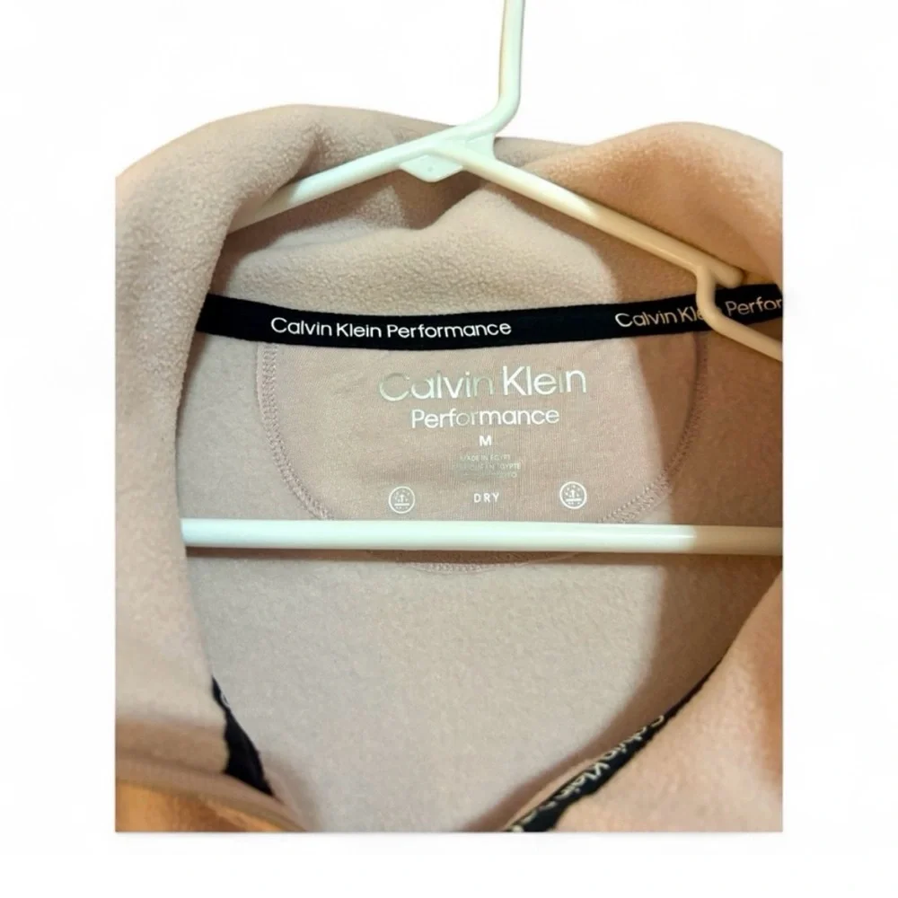 NWOT Calvin Klein Women's Zip Up - Picture 3 of 4